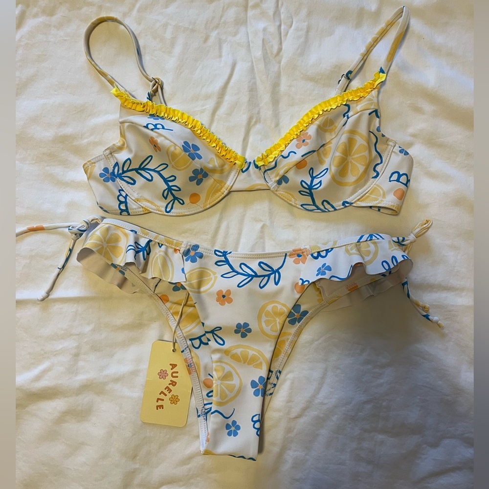Aurelle Swim, Size Small, White/Blue/Yellow Ruffle Bikini